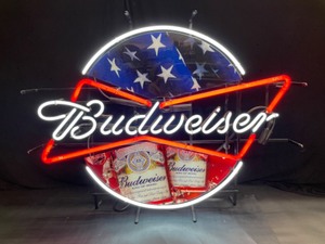 lot 49 image: Budweiser bowtie with American flag, USA