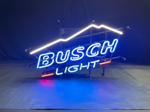 lot 50 image: Busch Light, looks new