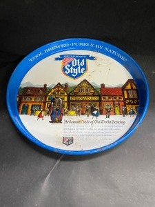 lot 128 image: Old Style, Heilemans Style of the World beer tray