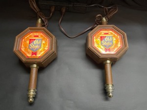 lot 134 image: Old Style Beer, pair of sconces, lamps
