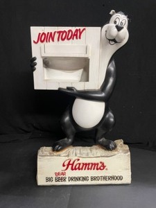 lot 127 image: Hamms Beer, Hamms Bear calendar