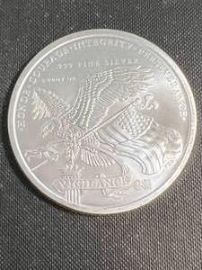 5 TROY OZ .999 FINE SILVER DONALD TRUMP ROUND