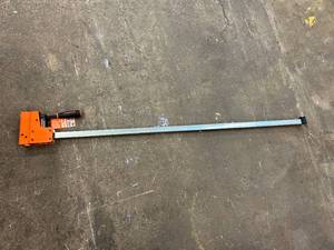 lot 4 image: Jorgensen 90 Degree Parallel Steel Bar Clamp