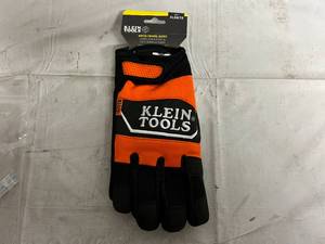 lot 95 image: Klein Tools Winter Thermal Gloves - XL