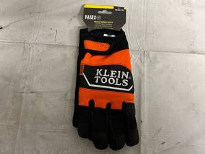 lot 97 image: Klein Tools Winter Thermal Gloves - XL