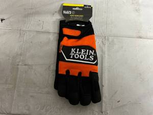 lot 98 image: Klein Tools Winter Thermal Gloves - XL