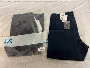 lot 145 image: 5 Pairs of Black Cutter and Buck Pants - Size 3432