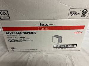 lot 69 image: Case of 4000 Sysco Classic Beverage Napkins