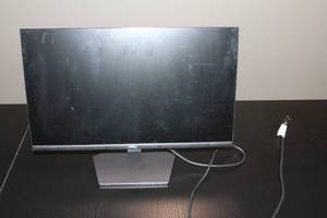 lot 93 image: Dell 24 Monitor S242INX