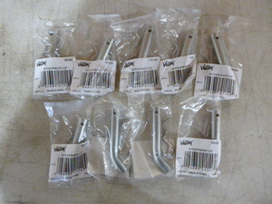 lot 18 image: 9 Hitch Pin Kits