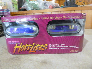 lot 43 image: Blazer Hott Lites Halogen Fog Lights