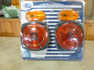 lot 52 image: AJ Wholesale Trailer Tail Lights