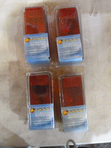 lot 57 image: 2 Sets of Blazer Submersible 12V StopTailTurn Lights