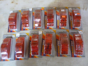 lot 65 image: 12 Road Pro ClearanceMarker Multi-Function Sealed Light Assemblies