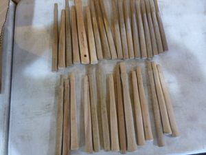 lot 109 image: 32 Wooden Handles