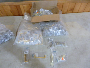 lot 138 image: 3 Packs of Cabinet Door Handles