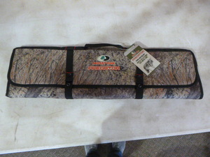lot 153 image: Mossy Oak Predator Prone Shooting Mat
