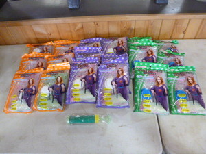 lot 185 image: 18 Vacuum Compressed Bags for Clothing