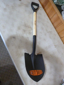 lot 98 image: Quality Shield Dirt Shovel