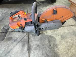 Gas Powered Concrete Saw