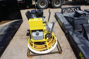 lot 19 image: Lifan Model I-80R2496 Ride On Power Finishing Concrete Trowel