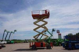 lot 2 image: 2013 JLG Model 4394RT Rough Terrain 4 x 4 Scissors Lift