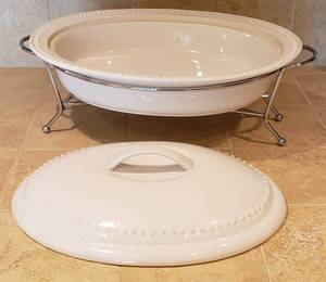 lot 97 image: Great Serving Bowl with Cover, Metal Handle and Two Candles to Keep the Food Warm.