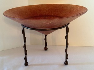 lot 21 image: Murano Glass Bowl