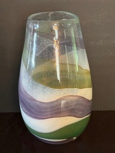 lot 14 image: Large Artisan Vilniaus Studios Art Glass Vase
