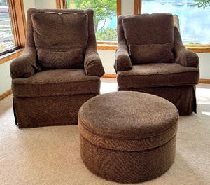 lot 30 image: Pair of Century Furniture Comfortable Upholstered Swiveling Chairs and Ottoman