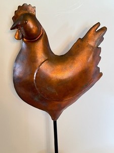lot 24 image: Decorative Metal Chicken Figurine