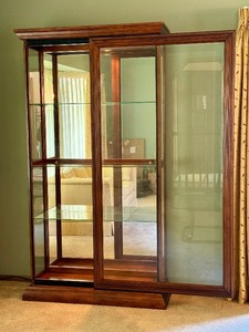 lot 10 image: Beautiful Sliding Door Glass Front Display Cabinet
