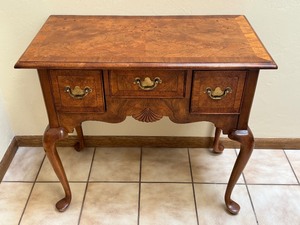 lot 13A image: Heckman Petite Console Table