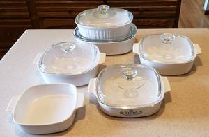 lot 152 image: Corning Ware Assortment