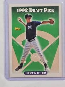 lot 57 image: Derek Jeter Rookie 1992 Topps Draft Pick