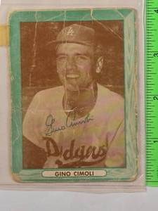 lot 64 image: Gino Cimoli 1958 Bell Brand Vintage Baseball Card