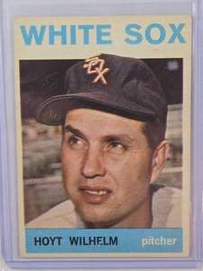 lot 132 image: Hoyt Wilhelm 1964 Topps No. 13