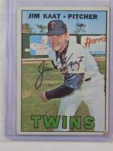 lot 139 image: Jim Kaat 1967 Topps No. 300