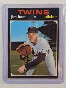lot 141 image: Jim Kaat 1971 Topps no. 245