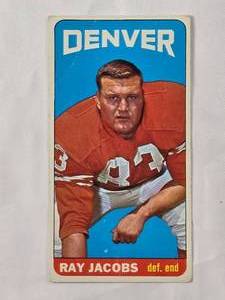 lot 233 image: Ray Jacobs Rookie Short Print 1965 Topps No. 55
