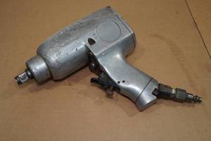 lot 21 image: Pace-Setter Air-Wrench