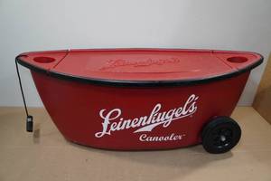 lot 51 image: Leinenkugels Beer Wheeled Canooler Cooler
