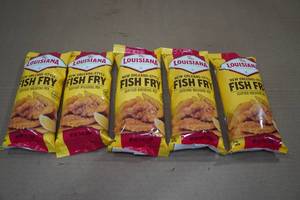 lot 102 image: 5 Louisiana New Orleans Fish Fry Breading Mix