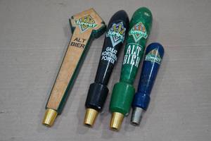 lot 116 image: 4 Summit Brewing Beer Taps