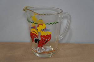 lot 164 image: Vintage Hazel Atlas Rooster Glass Pitcher