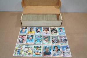 lot 182 image: 1982 Topps Baseball Cards