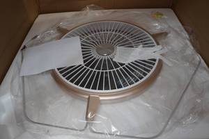 lot 209 image: Ceiling Fan