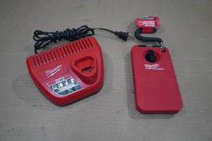 lot 225 image: Milwaukee M12 Charger and Packout