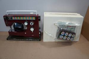 lot 234 image: Husqvarna Viking 6460 Sewing Machine