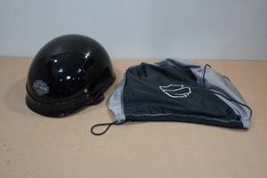 lot 246 image: Harley-Davidson Half Helmet - Medium
